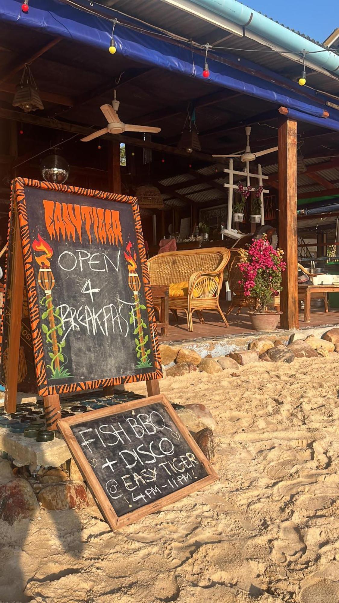 Easy Tiger - M'Pai Bay Beach, Koh Rong Samlon Eksteriør billede